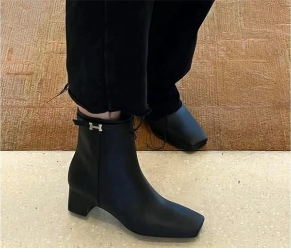 Hermes 에르메스 Homage 호마지 여성 앵클부츠 레플리카 2번 이미지 - 신발 | 세미샵 레플리카 사이트