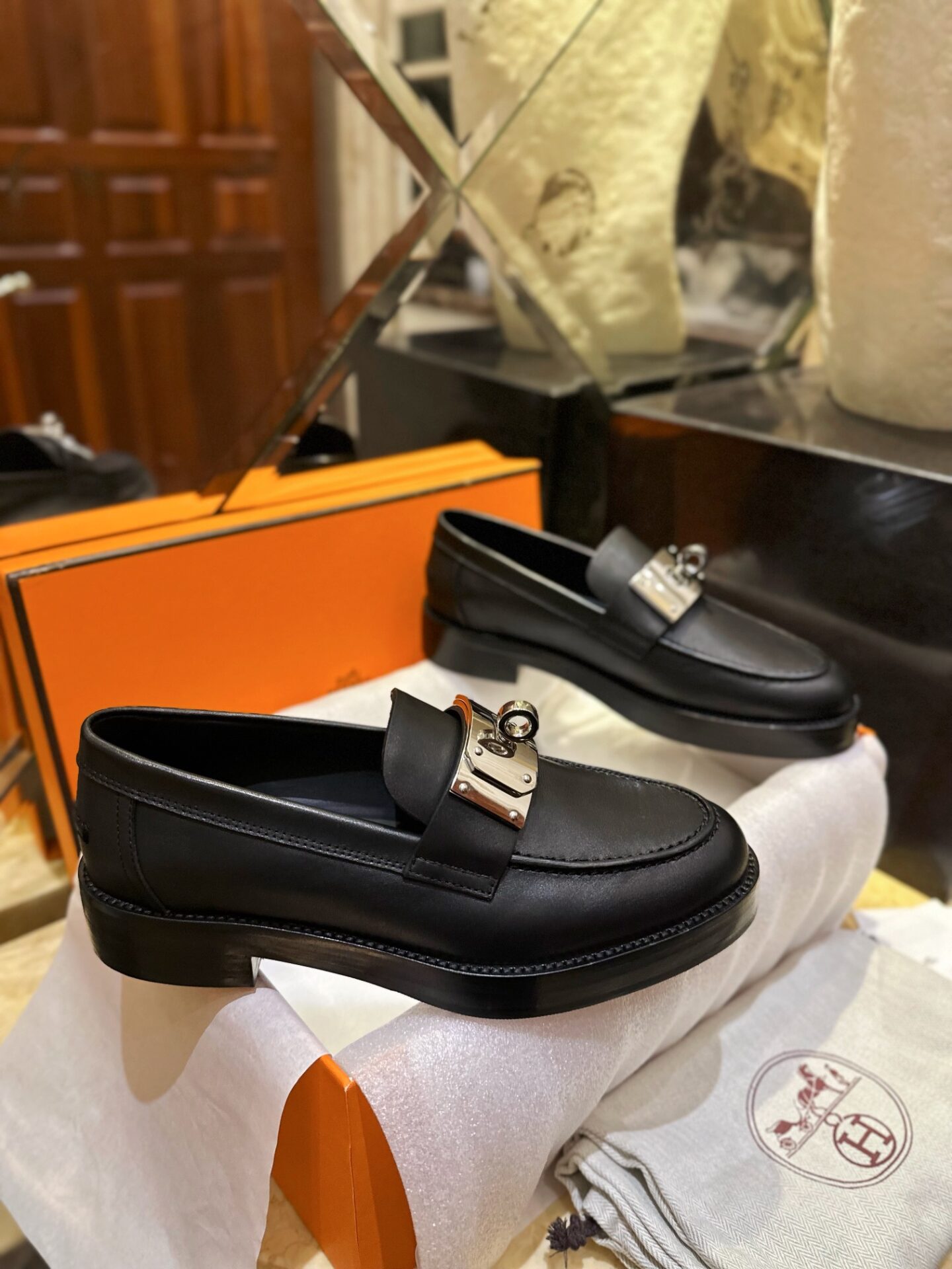 에르메스 오버사이즈 KELLY 버클 핫 로퍼 “35SIZE – 40SIZE” - 상세 이미지