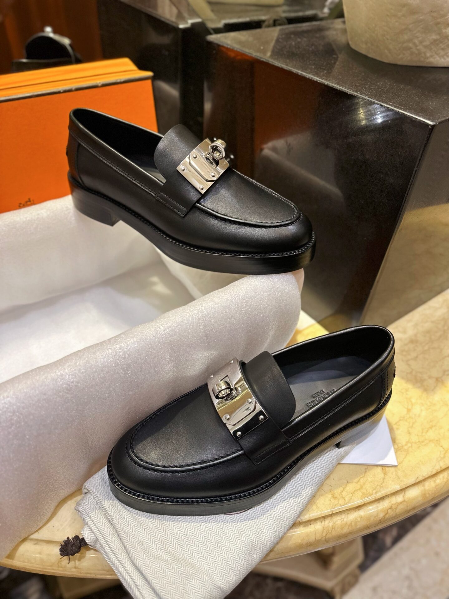 에르메스 오버사이즈 KELLY 버클 핫 로퍼 “35SIZE – 40SIZE” - 상세 이미지