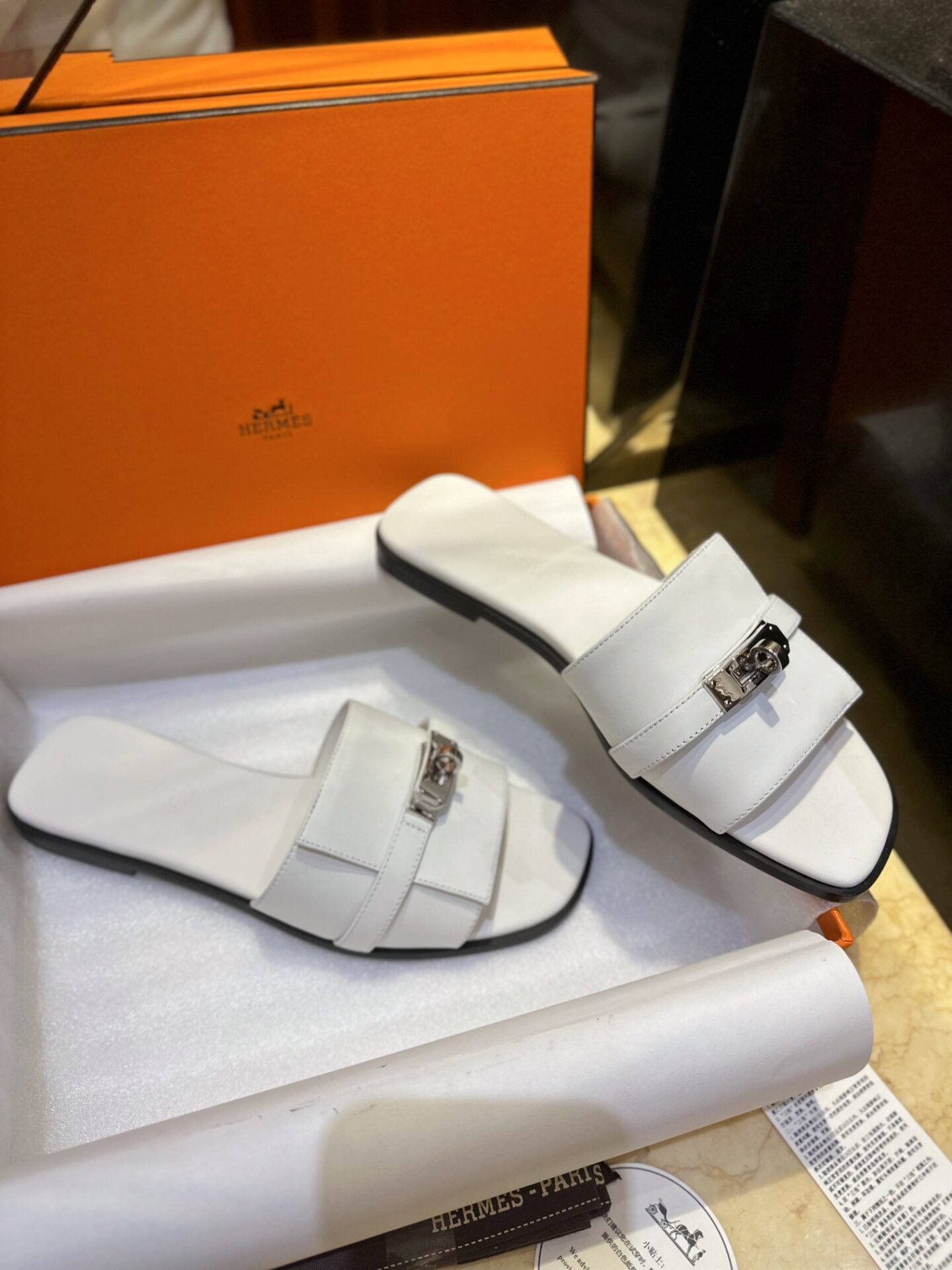 에르메스 우먼 GIGI 켈리 뮬 샌들 “35SIZE – 41SIZE” - 상세 이미지