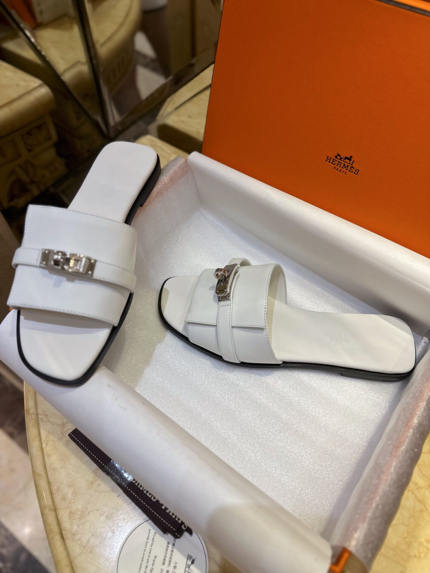 에르메스 우먼 GIGI 켈리 뮬 샌들 “35SIZE – 41SIZE” - 상세 이미지