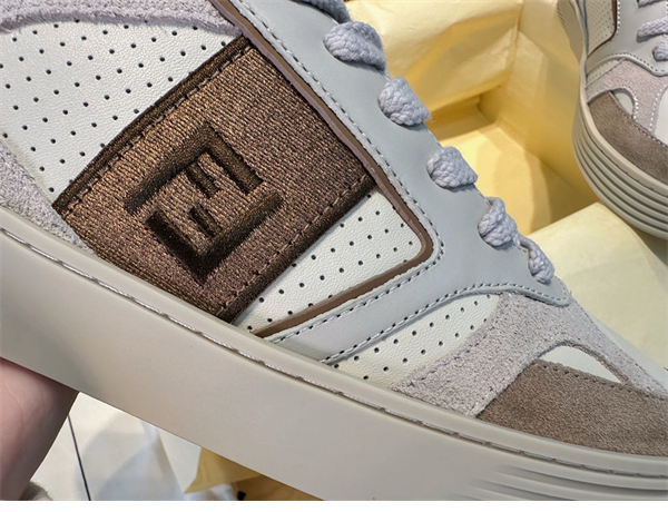 Fendi 펜디 스텝 레더 남성 스니커즈 레플리카 11번 이미지 - 신발 | 세미샵 레플리카 사이트