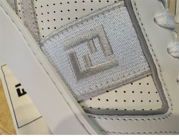 Fendi 펜디 스텝 레더 스니커즈 레플리카 15번 이미지 - 신발 | 세미샵 레플리카 사이트