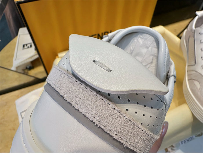 Fendi 펜디 스텝 레더 스니커즈 레플리카 18번 이미지 - 신발 | 세미샵 레플리카 사이트