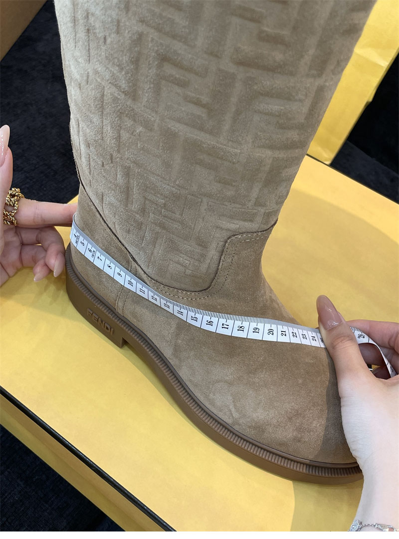 펜디 펜디 필로 스웨이드 롱 부츠 레플리카 14번 이미지 - 신발 | 세미샵 레플리카 사이트