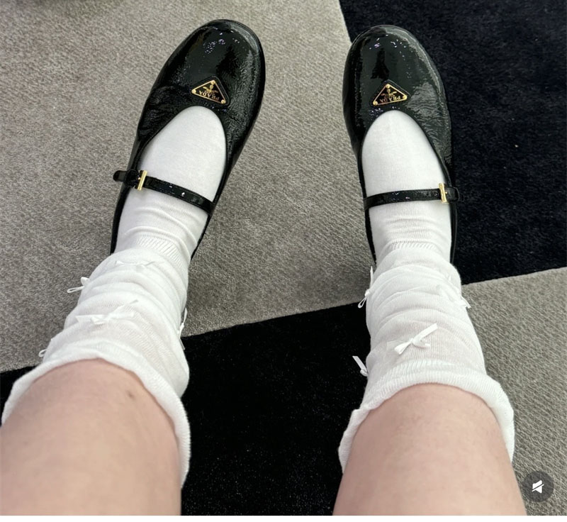 프라다 프라다 나플락 페이턴트 레더 발레리나 플랫 슈즈 레플리카 6번 이미지 - 신발 | 세미샵 레플리카 사이트