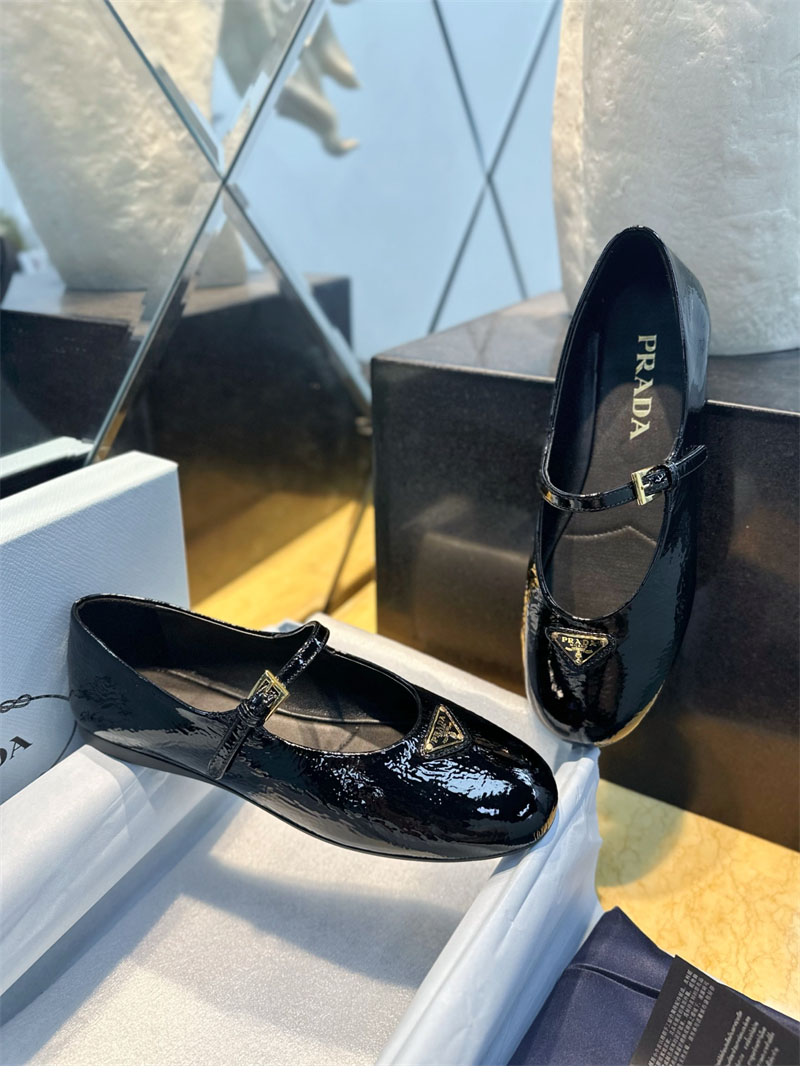 프라다 프라다 나플락 페이턴트 레더 발레리나 플랫 슈즈 레플리카 17번 이미지 - 신발 | 세미샵 레플리카 사이트