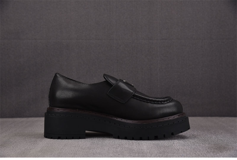 P R A D A 프라다 브러쉬드 레더 러버 솔 로퍼 레플리카 3번 이미지 - 신발 | 세미샵 레플리카 사이트