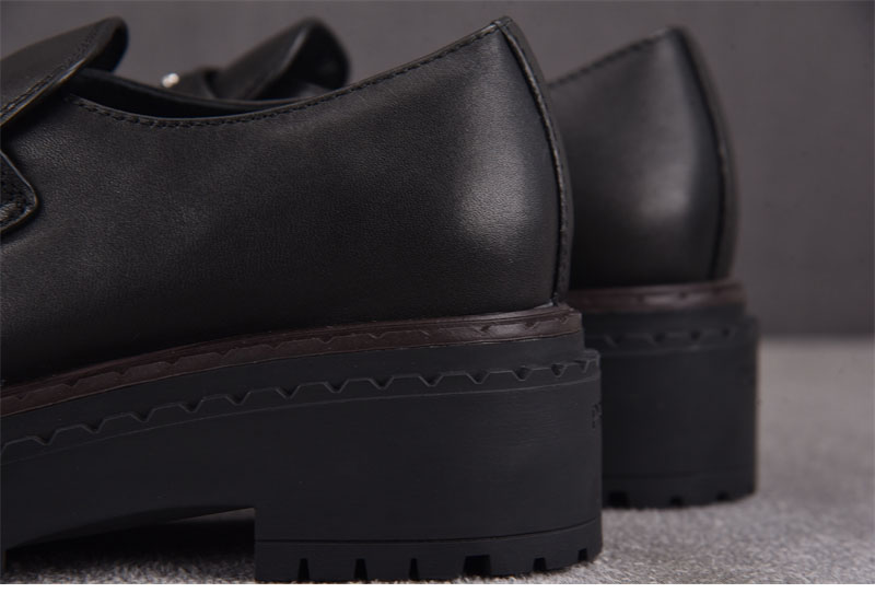 P R A D A 프라다 브러쉬드 레더 러버 솔 로퍼 레플리카 4번 이미지 - 신발 | 세미샵 레플리카 사이트