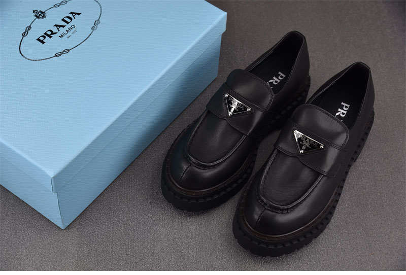 P R A D A 프라다 브러쉬드 레더 러버 솔 로퍼 레플리카 6번 이미지 - 신발 | 세미샵 레플리카 사이트