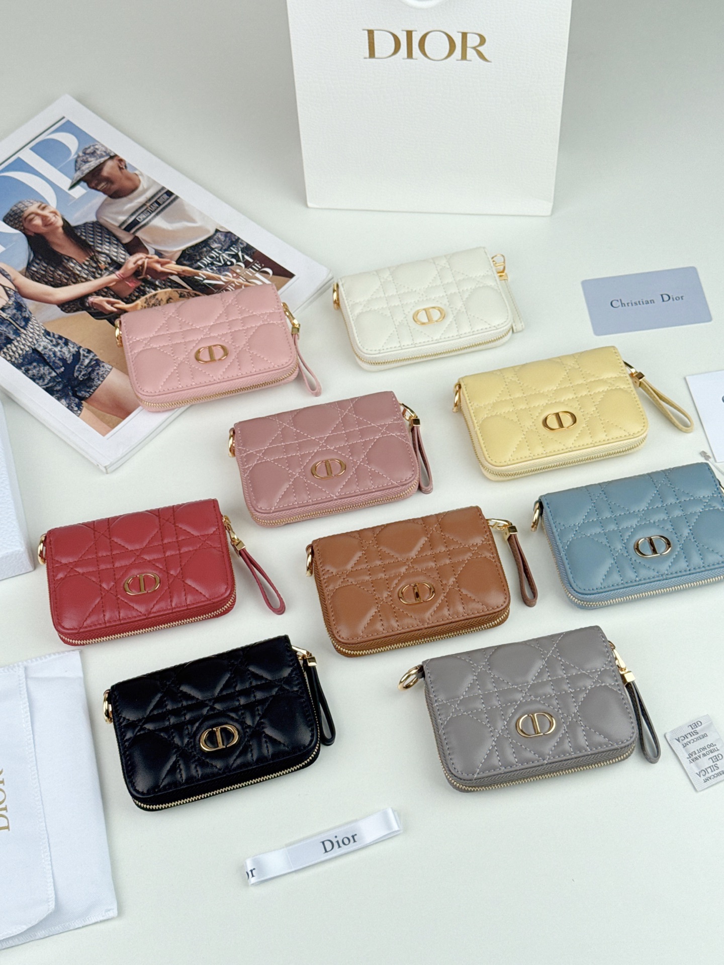 D I O R Dior Caro Zip Compact Wallet 레플리카 1번 이미지 - 지갑 | 세미샵 레플리카 사이트