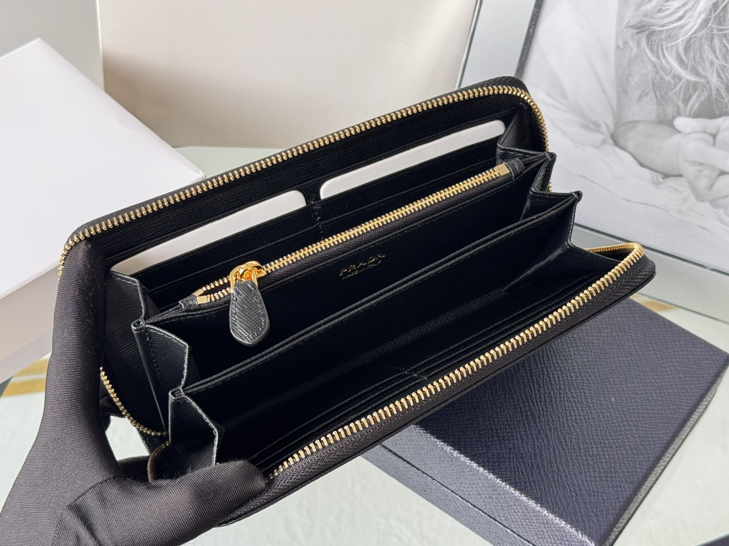프라다 프라다 사피아노 지퍼 어라운드 레플리카 16번 이미지 - 지갑 | 세미샵 레플리카 사이트