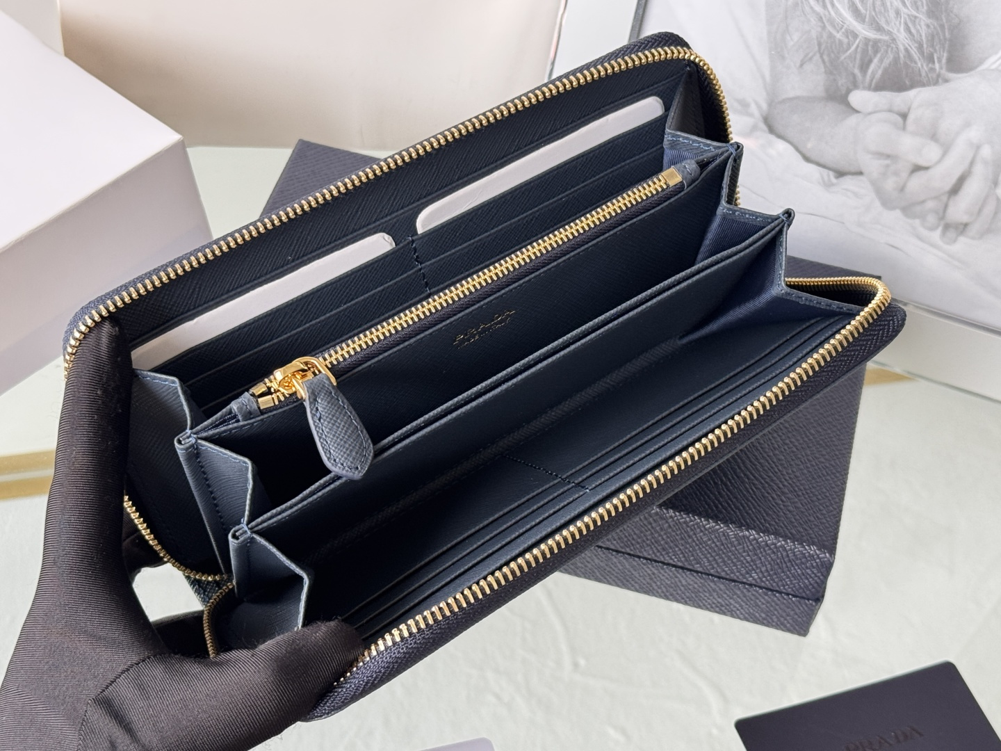 프라다 프라다 사피아노 지퍼 어라운드 레플리카 23번 이미지 - 지갑 | 세미샵 레플리카 사이트