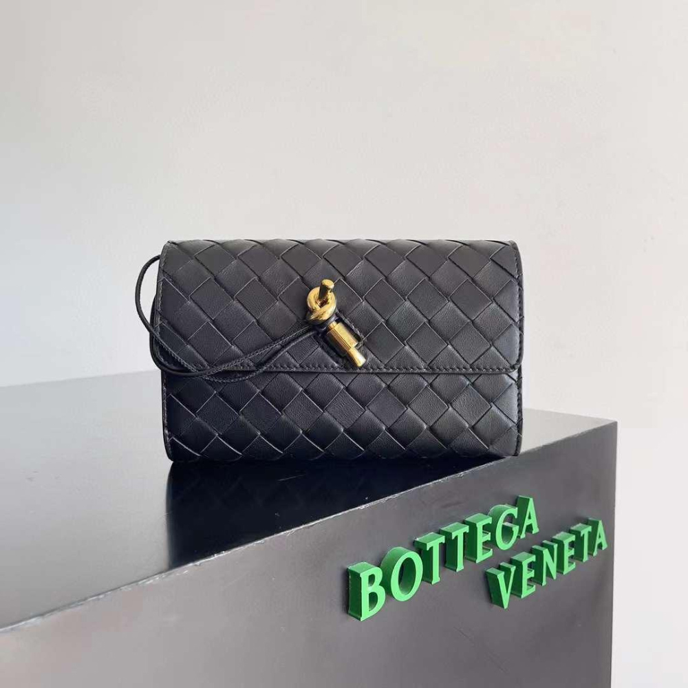 Bottega Veneta Bottega Veneta Andiamo Wallet 레플리카 25번 이미지 - 지갑 | 세미샵 레플리카 사이트