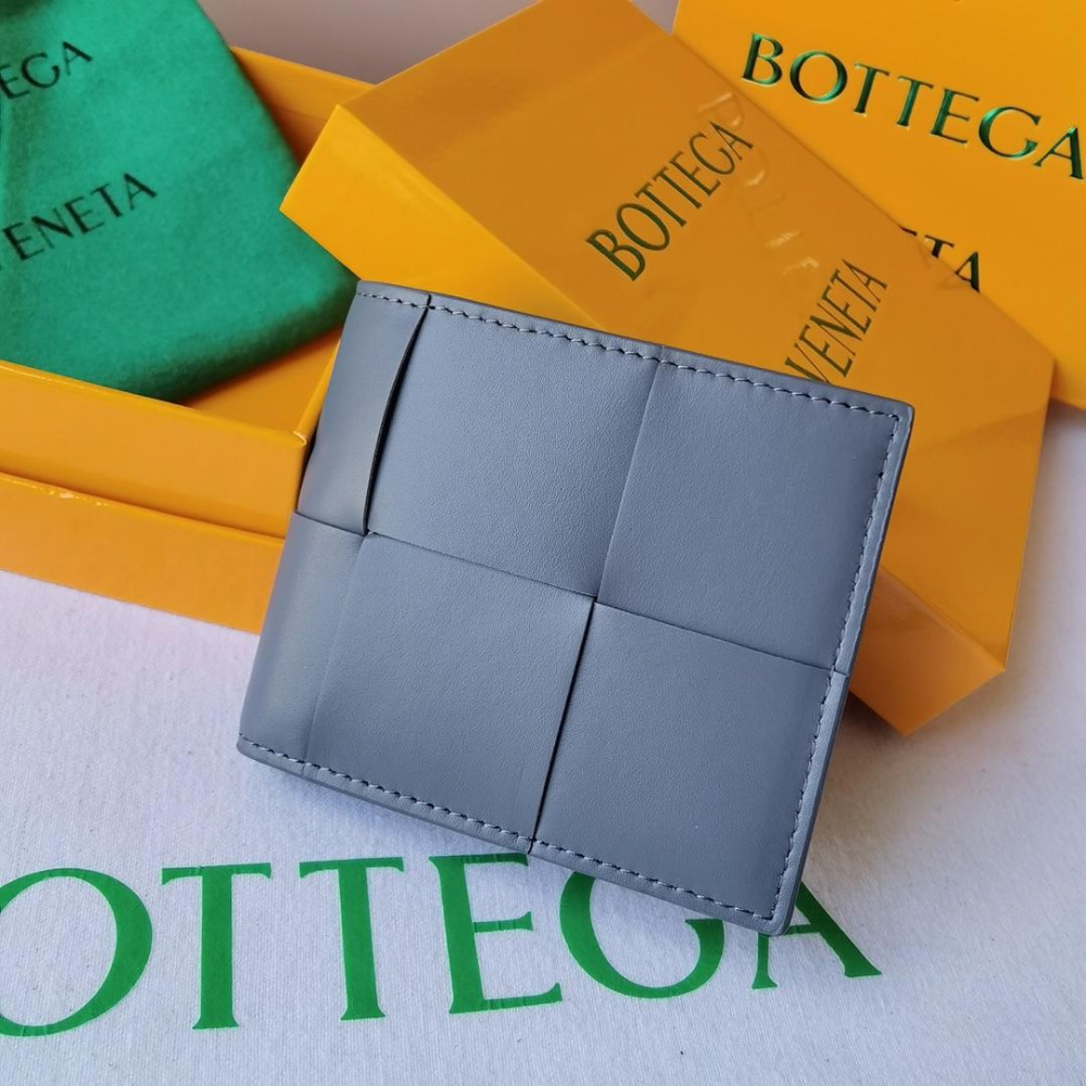 Bottega Veneta Bottega Veneta Casset Bi Fold Wallet 레플리카 1번 이미지 - 지갑 | 세미샵 레플리카 사이트