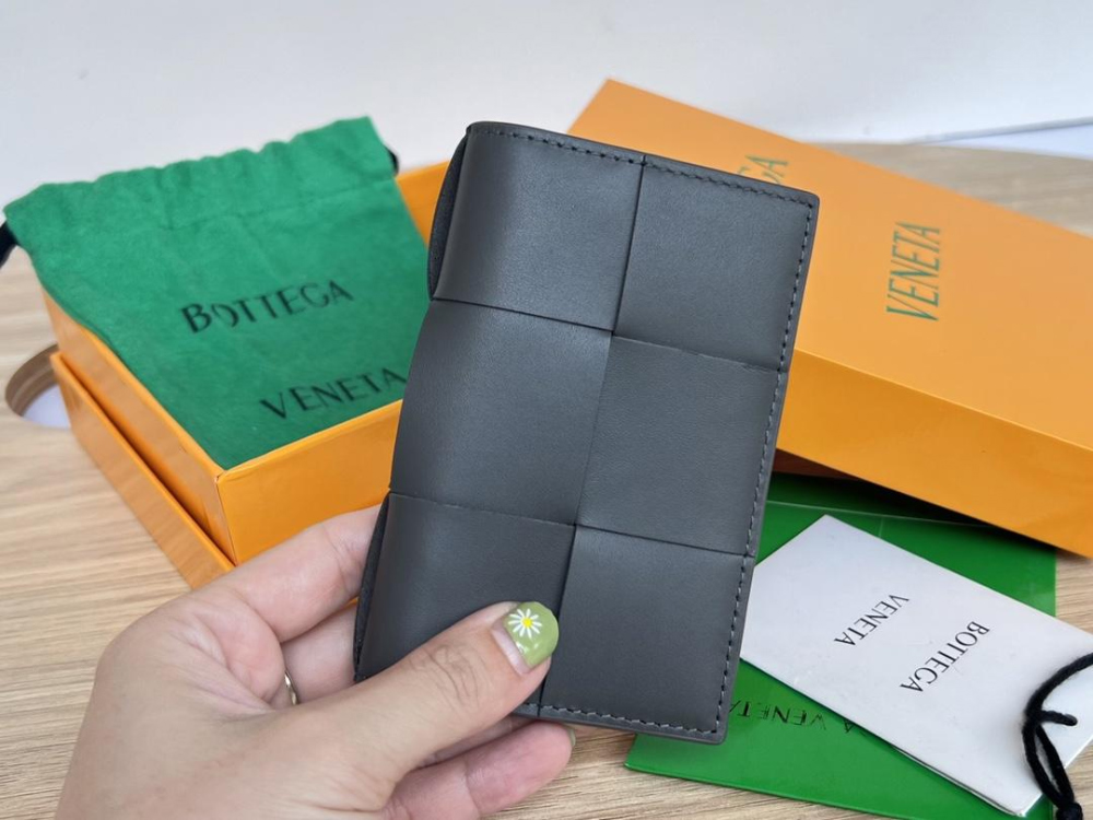 Bottega Veneta Bottega Veneta Cassete Flap Card Case 레플리카 11번 이미지 - 지갑 | 세미샵 레플리카 사이트