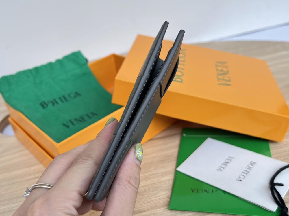 Bottega Veneta Bottega Veneta Cassete Flap Card Case 레플리카 12번 이미지 - 지갑 | 세미샵 레플리카 사이트