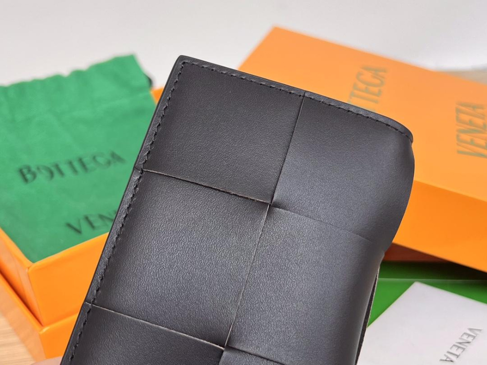 Bottega Veneta Bottega Veneta Cassete Flap Card Case 레플리카 22번 이미지 - 지갑 | 세미샵 레플리카 사이트