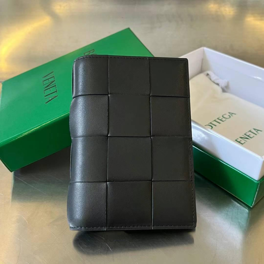 Bottega Veneta Bottega Veneta Cassette Passport Case 레플리카 7번 이미지 - 지갑 | 세미샵 레플리카 사이트