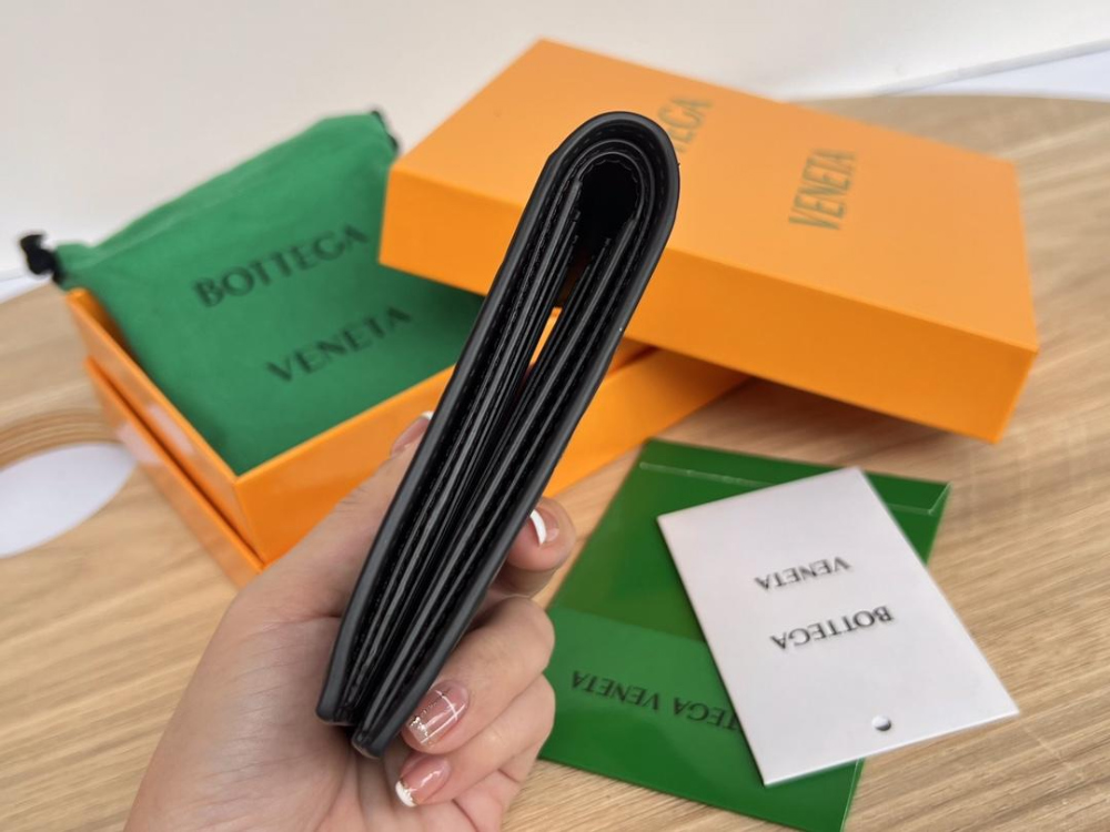 Bottega Veneta Bottega Veneta Intrecciato Bi Fold Wallet 레플리카 2번 이미지 - 지갑 | 세미샵 레플리카 사이트
