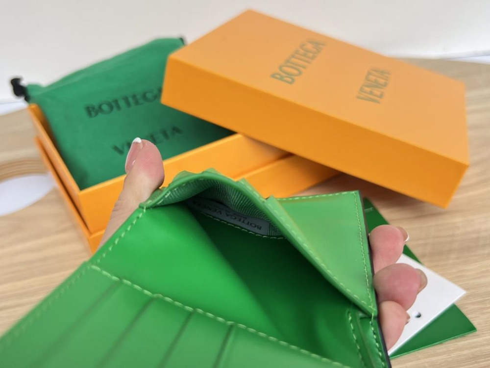 Bottega Veneta Bottega Veneta Intrecciato Bi Fold Wallet 레플리카 10번 이미지 - 지갑 | 세미샵 레플리카 사이트