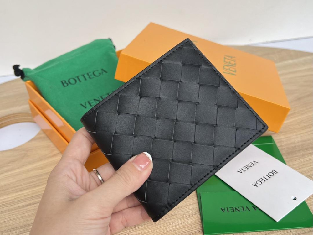 Bottega Veneta Bottega Veneta Intrecciato Bi Fold Wallet 레플리카 11번 이미지 - 지갑 | 세미샵 레플리카 사이트