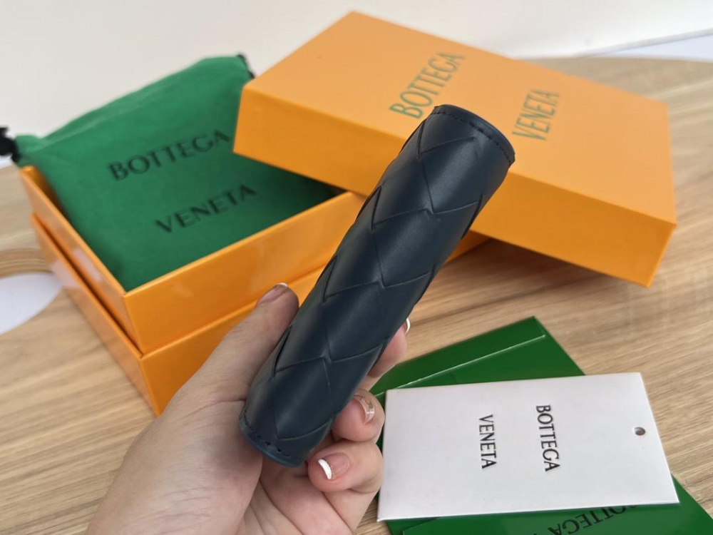 Bottega Veneta Bottega Veneta Intrecciato Bi Fold Wallet 레플리카 38번 이미지 - 지갑 | 세미샵 레플리카 사이트