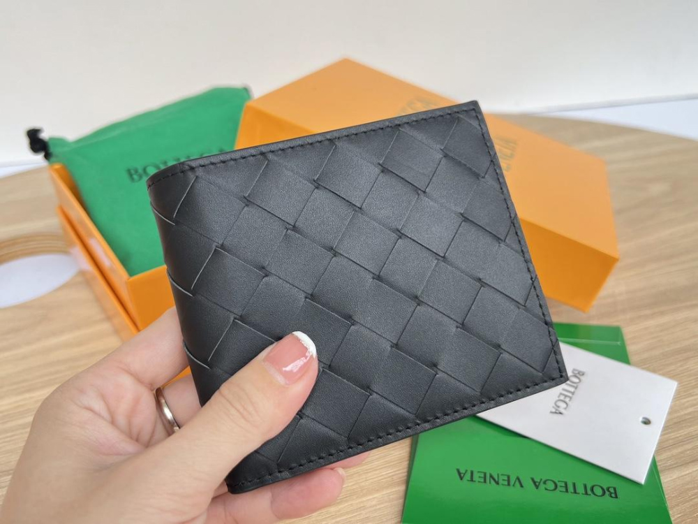 Bottega Veneta Bottega Veneta Intrecciato Bi Fold Wallet 레플리카 41번 이미지 - 지갑 | 세미샵 레플리카 사이트