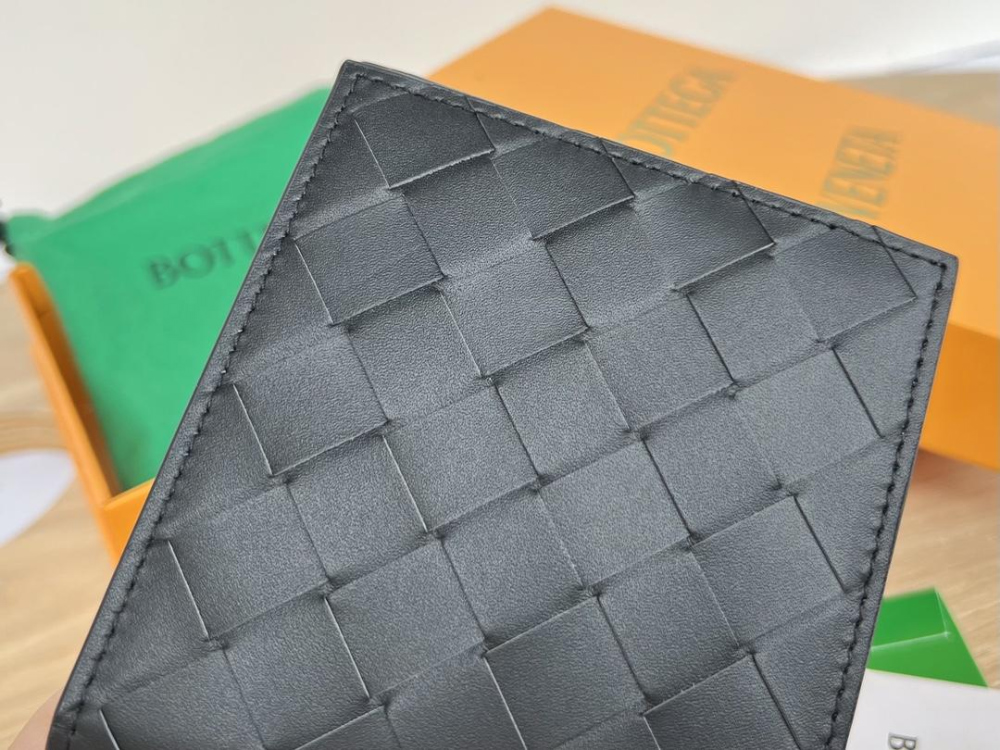 Bottega Veneta Bottega Veneta Intrecciato Bi Fold Wallet 레플리카 43번 이미지 - 지갑 | 세미샵 레플리카 사이트