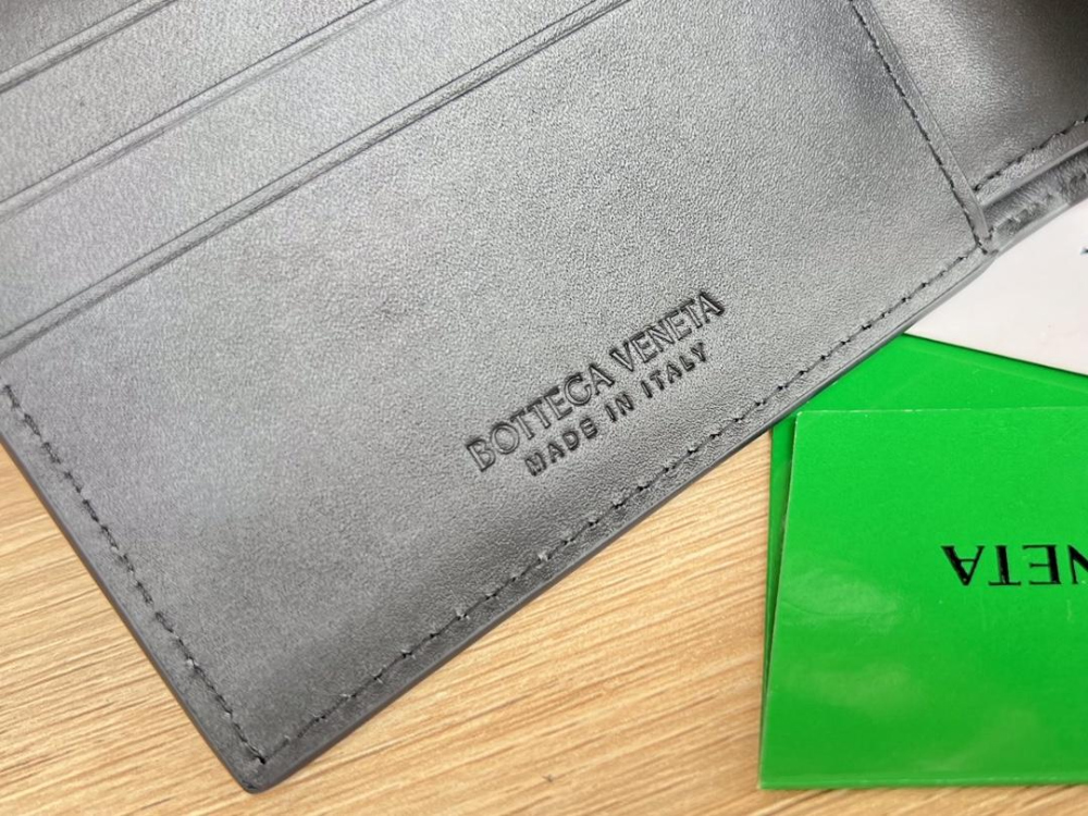 Bottega Veneta Bottega Veneta Intrecciato Bi Fold Wallet 레플리카 45번 이미지 - 지갑 | 세미샵 레플리카 사이트