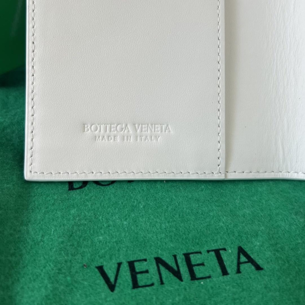 Bottega Veneta Bottega Veneta Intrecciato PassPort Case 레플리카 15번 이미지 - 지갑 | 세미샵 레플리카 사이트