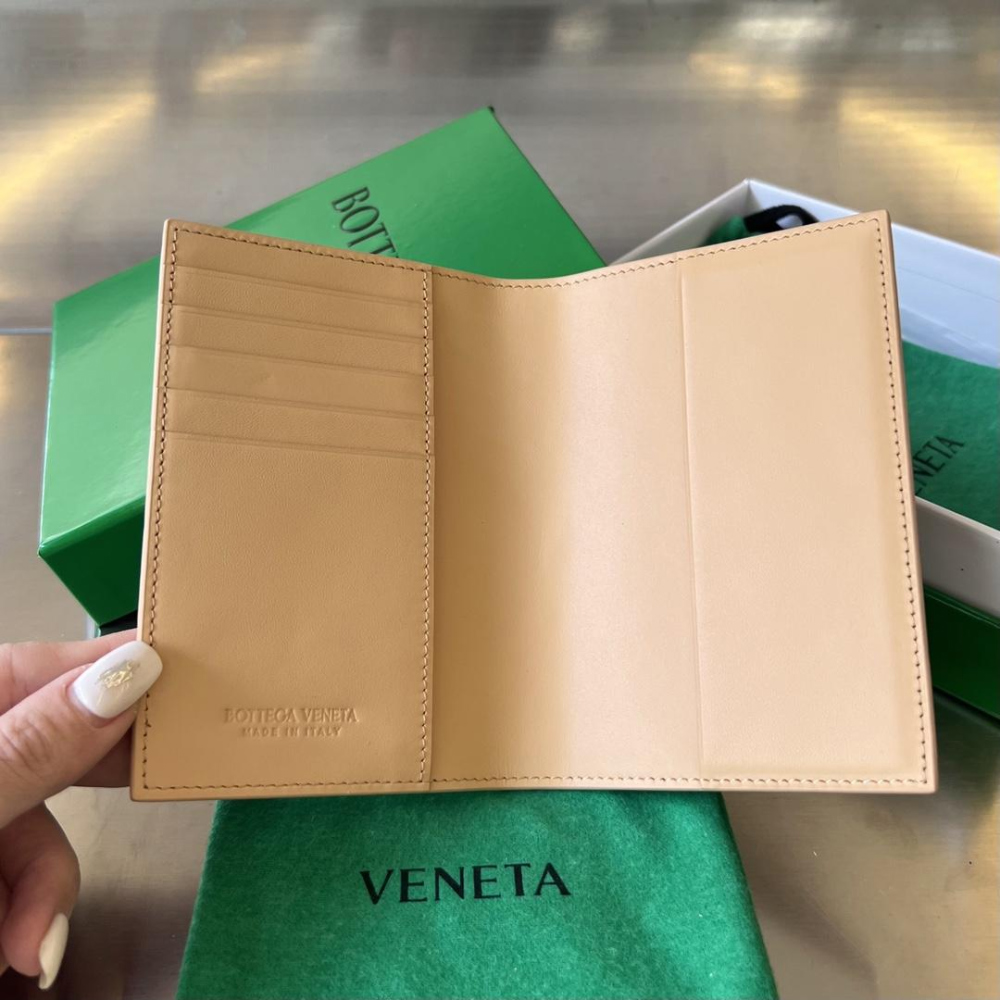 Bottega Veneta Bottega Veneta Intrecciato PassPort Case 레플리카 23번 이미지 - 지갑 | 세미샵 레플리카 사이트