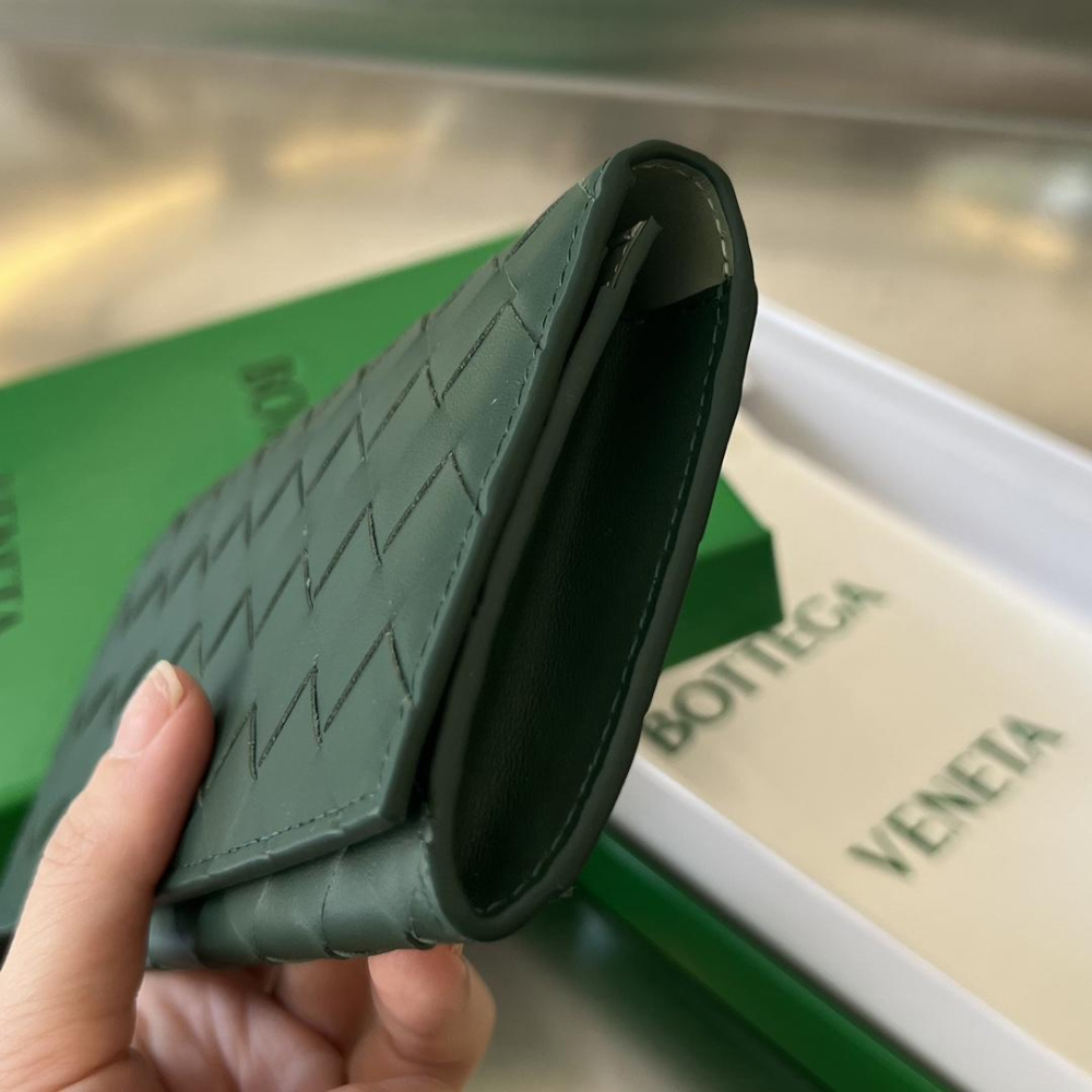 Bottega Veneta Bottega Veneta Intrecciato Vertical Wallet 레플리카 4번 이미지 - 지갑 | 세미샵 레플리카 사이트