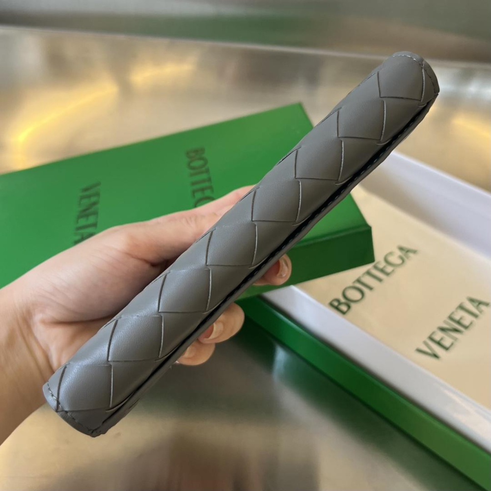 Bottega Veneta Bottega Veneta Intrecciato Vertical Wallet 레플리카 13번 이미지 - 지갑 | 세미샵 레플리카 사이트