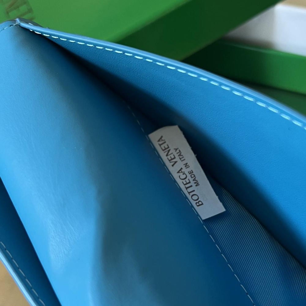 Bottega Veneta Bottega Veneta Intrecciato Vertical Wallet 레플리카 16번 이미지 - 지갑 | 세미샵 레플리카 사이트