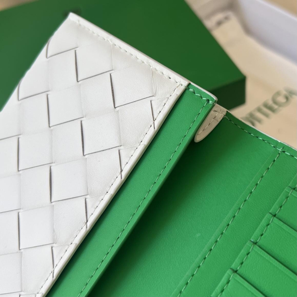Bottega Veneta Bottega Veneta Intrecciato Vertical Wallet 레플리카 45번 이미지 - 지갑 | 세미샵 레플리카 사이트