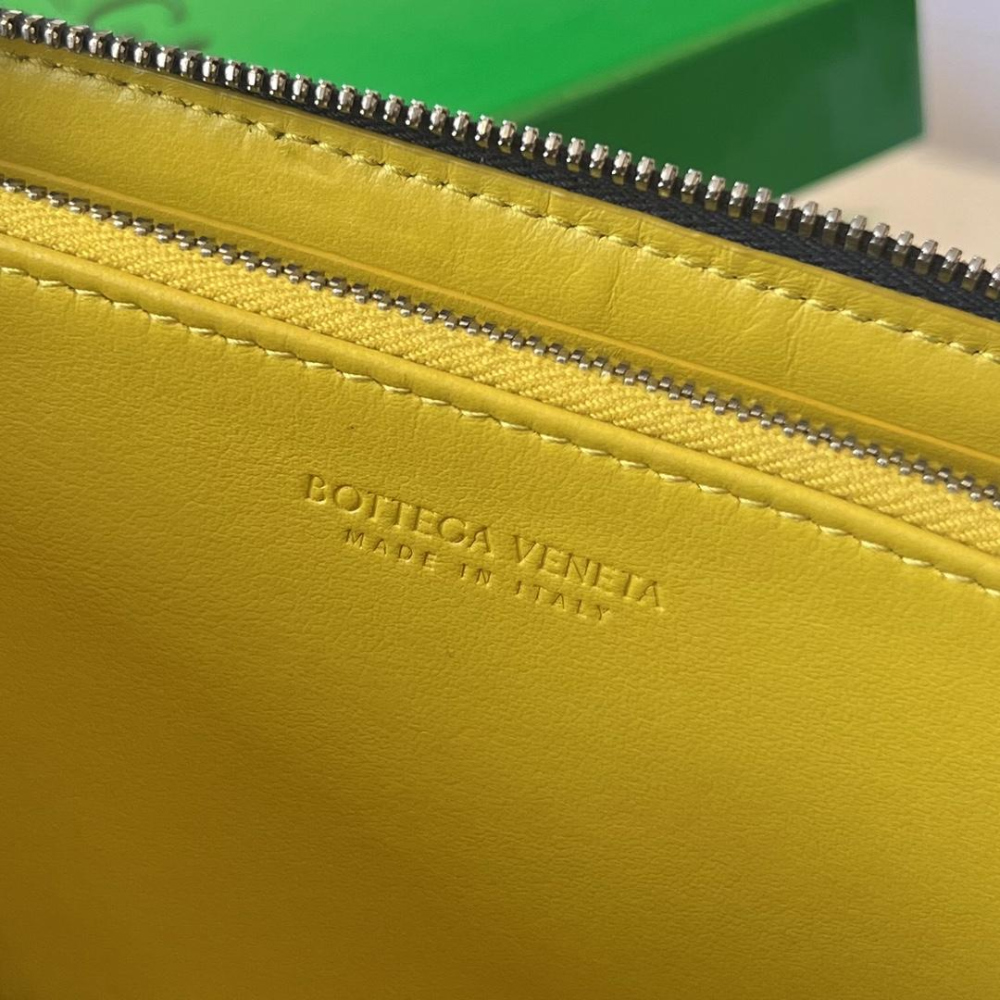 Bottega Veneta Bottega Veneta Intrecciato Vertical Zippy 레플리카 16번 이미지 - 지갑 | 세미샵 레플리카 사이트