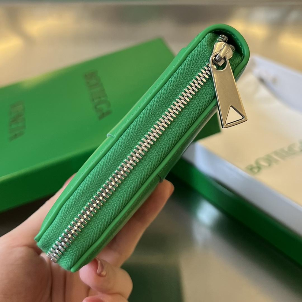 Bottega Veneta Bottega Veneta Intrecciato Vertical Zippy 레플리카 27번 이미지 - 지갑 | 세미샵 레플리카 사이트