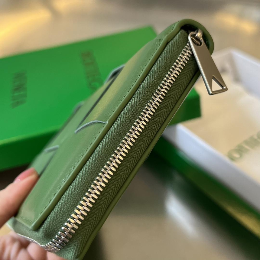 Bottega Veneta Bottega Veneta Intrecciato Vertical Zippy 레플리카 35번 이미지 - 지갑 | 세미샵 레플리카 사이트