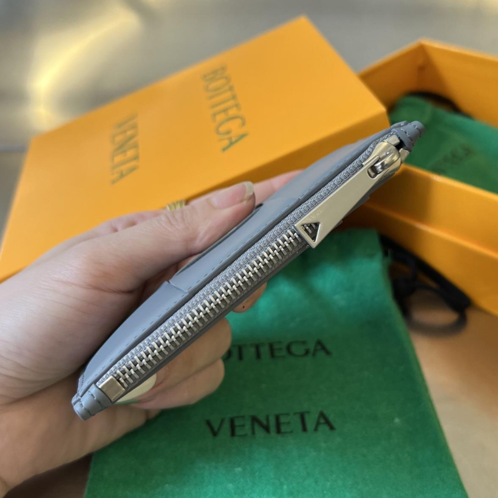Bottega Veneta Bottega Veneta Zipped Card Case 레플리카 3번 이미지 - 지갑 | 세미샵 레플리카 사이트