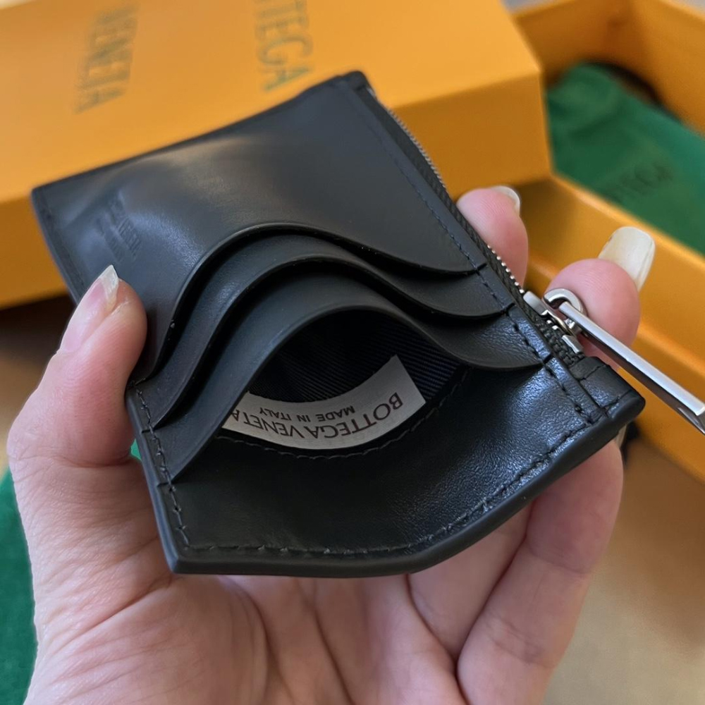 Bottega Veneta Bottega Veneta Zipped Card Case 레플리카 25번 이미지 - 지갑 | 세미샵 레플리카 사이트