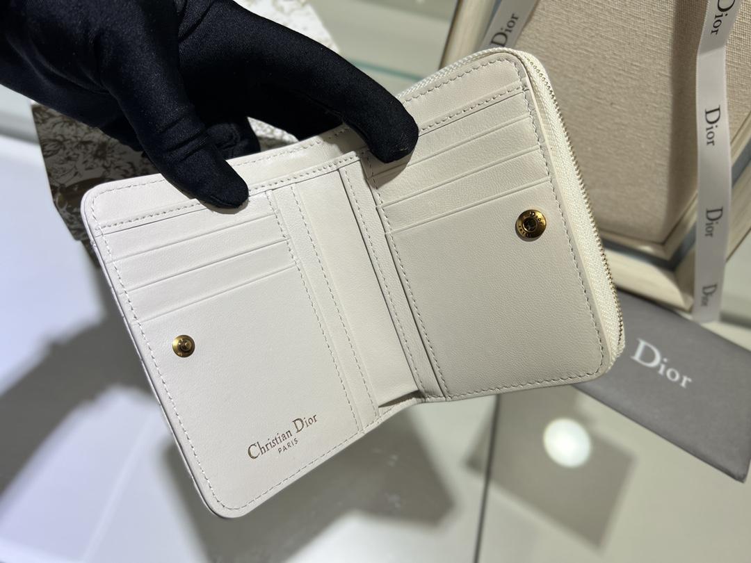 D I O R Dior Caro Compact Zipped Wallet 레플리카 17번 이미지 - 지갑 | 세미샵 레플리카 사이트