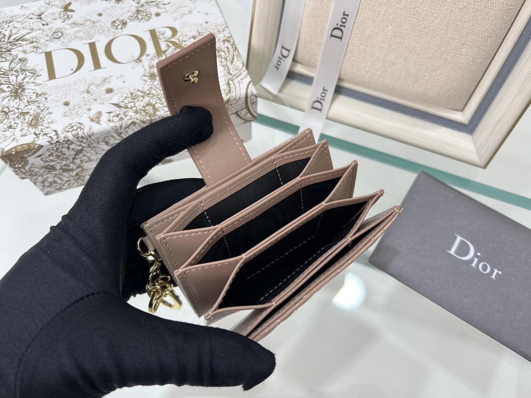 D I O R Dior Patent 5 Gusset Card Horder 레플리카 29번 이미지 - 지갑 | 세미샵 레플리카 사이트