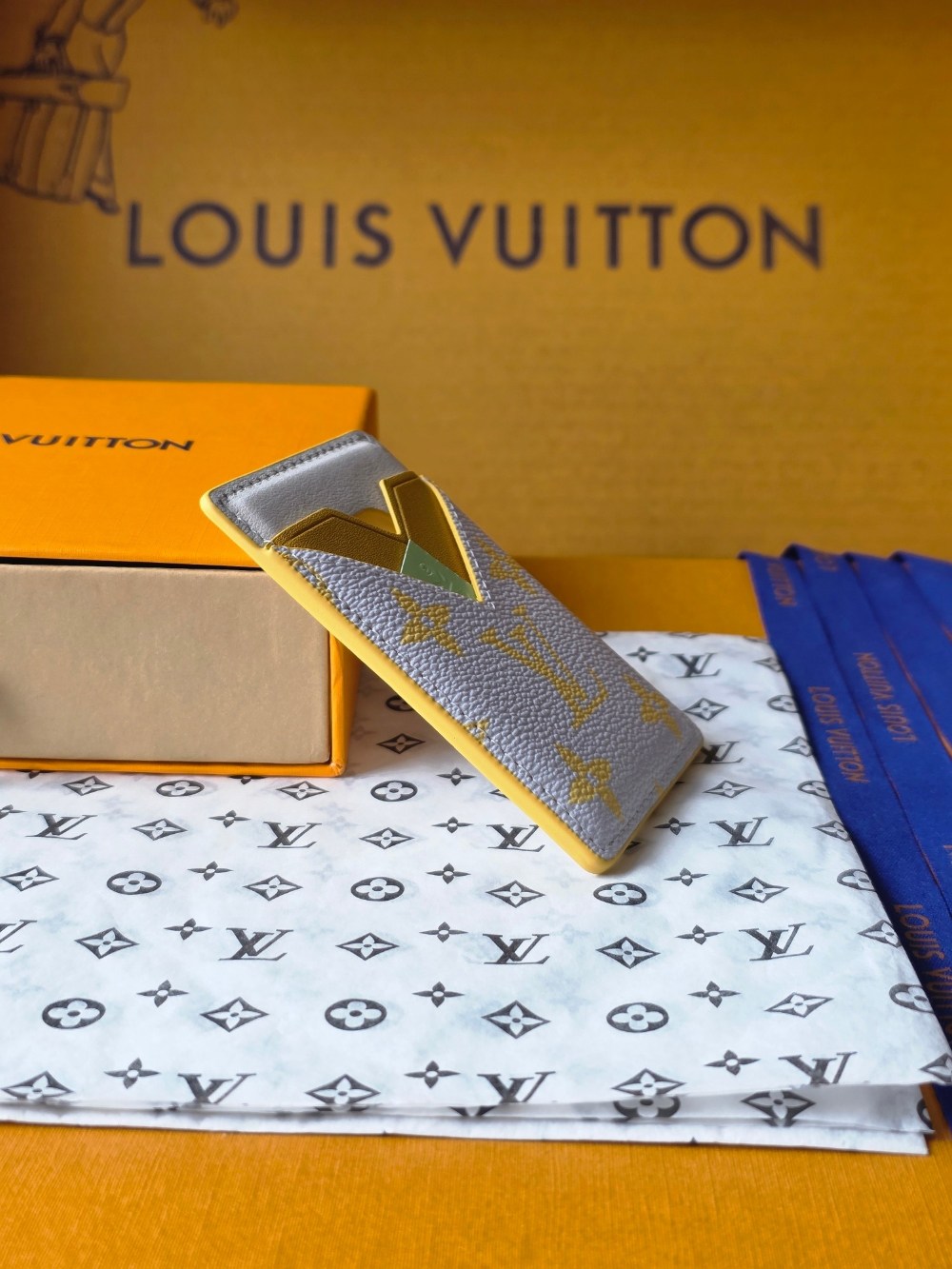 Louis Vuitton Lv M15034 MagSafe 레플리카 3번 이미지 - 지갑 | 세미샵 레플리카 사이트