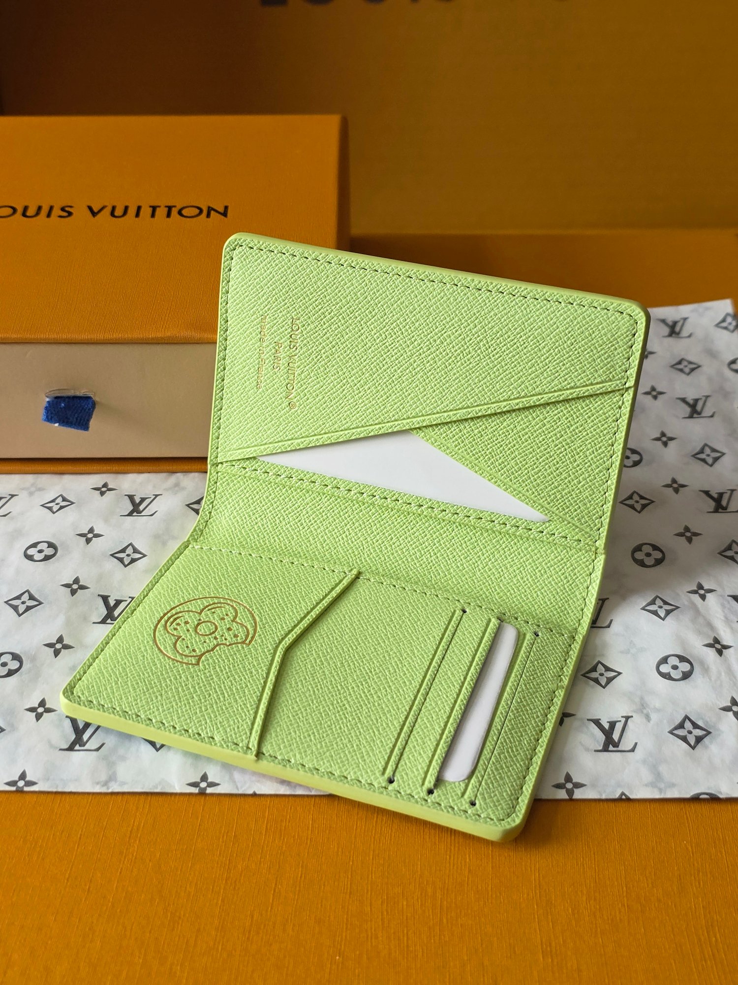 Louis Vuitton 루이비통 포켓 오거나이저 모노그램 크래커 피스타치오 레플리카 5번 이미지 - 지갑 | 세미샵 레플리카 사이트