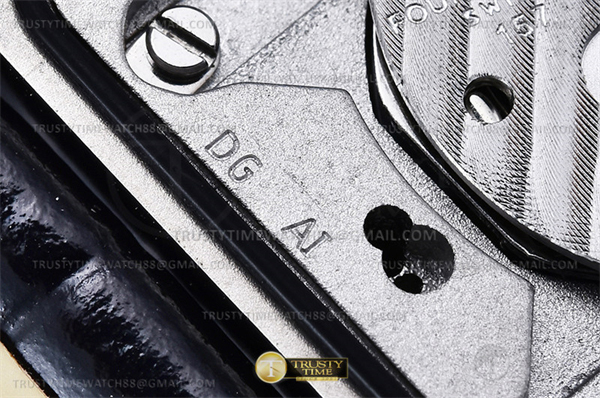 Cartier DR공장 까르띠에 탱크 머스트 라지 블랙다이얼 악어스트랩 Cartier Tank Must SS_LE Black Swiss Qtz DRF 레플리카 16번 이미지 - 시계 | 세미샵 레플리카 사이트