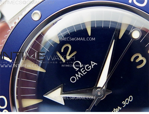 Omega VS공장 오메가 씨마스터 헤리티지 블루다이얼 브레이슬릿 Seamaster 300 Heritage VSF 1_1 Best Edition Blue Dial on SS Bracelet A8912 Super Clone 레플리카 20번 이미지 - 시계 | 세미샵 레플리카 사이트