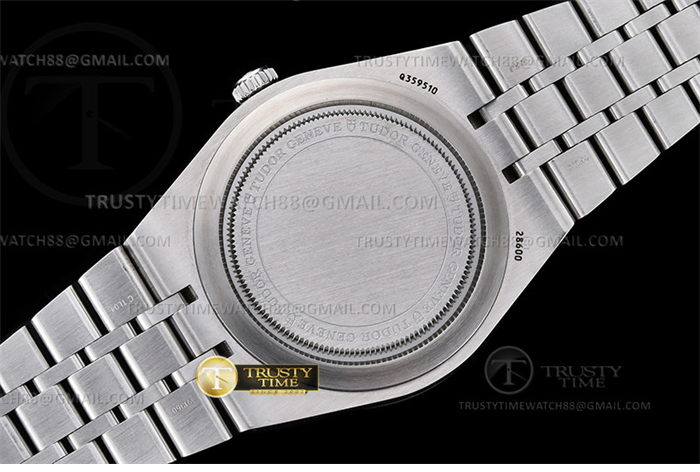 Tudor V7공장 튜더 로얄 28600 스틸 블랙다이얼 8p인덱스 브레이슬릿 Tudor Royal 28600 41mm SS_SS Blk_Dia V7F A2836 레플리카 18번 이미지 - 시계 | 세미샵 레플리카 사이트