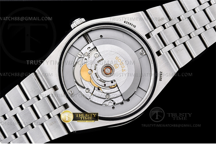 Tudor V7공장 튜더 로얄 28600 스틸 블랙다이얼 8p인덱스 브레이슬릿 Tudor Royal 28600 41mm SS_SS Blk_Dia V7F A2836 레플리카 20번 이미지 - 시계 | 세미샵 레플리카 사이트