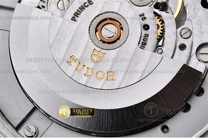 Tudor V7공장 튜더 로얄 28600 스틸 블랙다이얼 8p인덱스 브레이슬릿 Tudor Royal 28600 41mm SS_SS Blk_Dia V7F A2836 레플리카 24번 이미지 - 시계 | 세미샵 레플리카 사이트